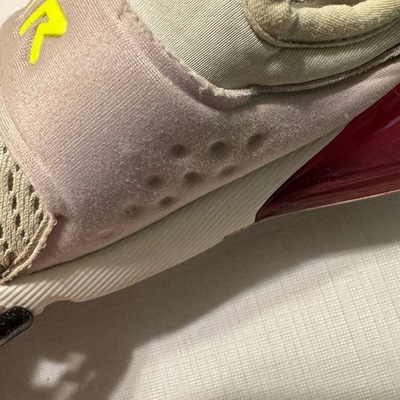 Nike AirMax 270 Girls Size 10C  Fast Shipping ! - Picture 14 of 16